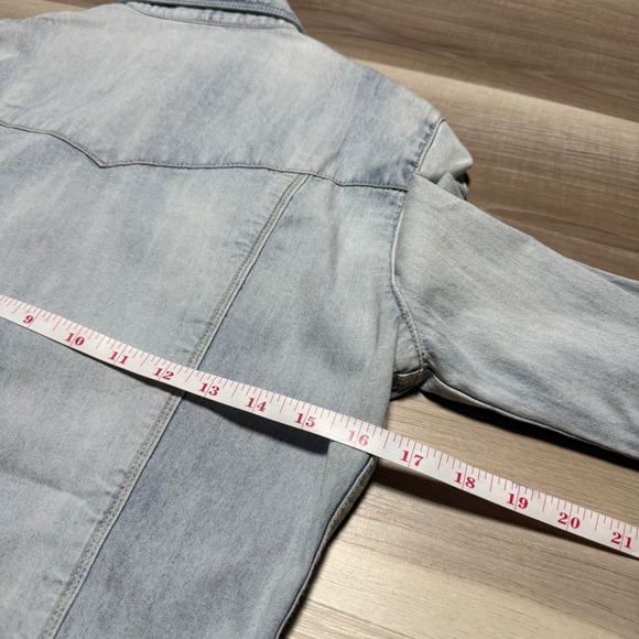 Guess Denim Western Shirt Womens S Light Wash Pearl Snap Button Down Vintage - Picture 12 of 13